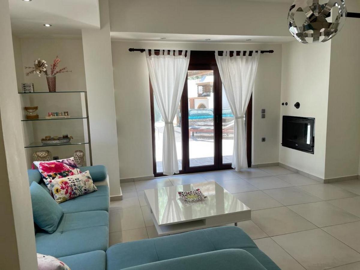 Pura Vida Vila Rodhákinon Exterior foto