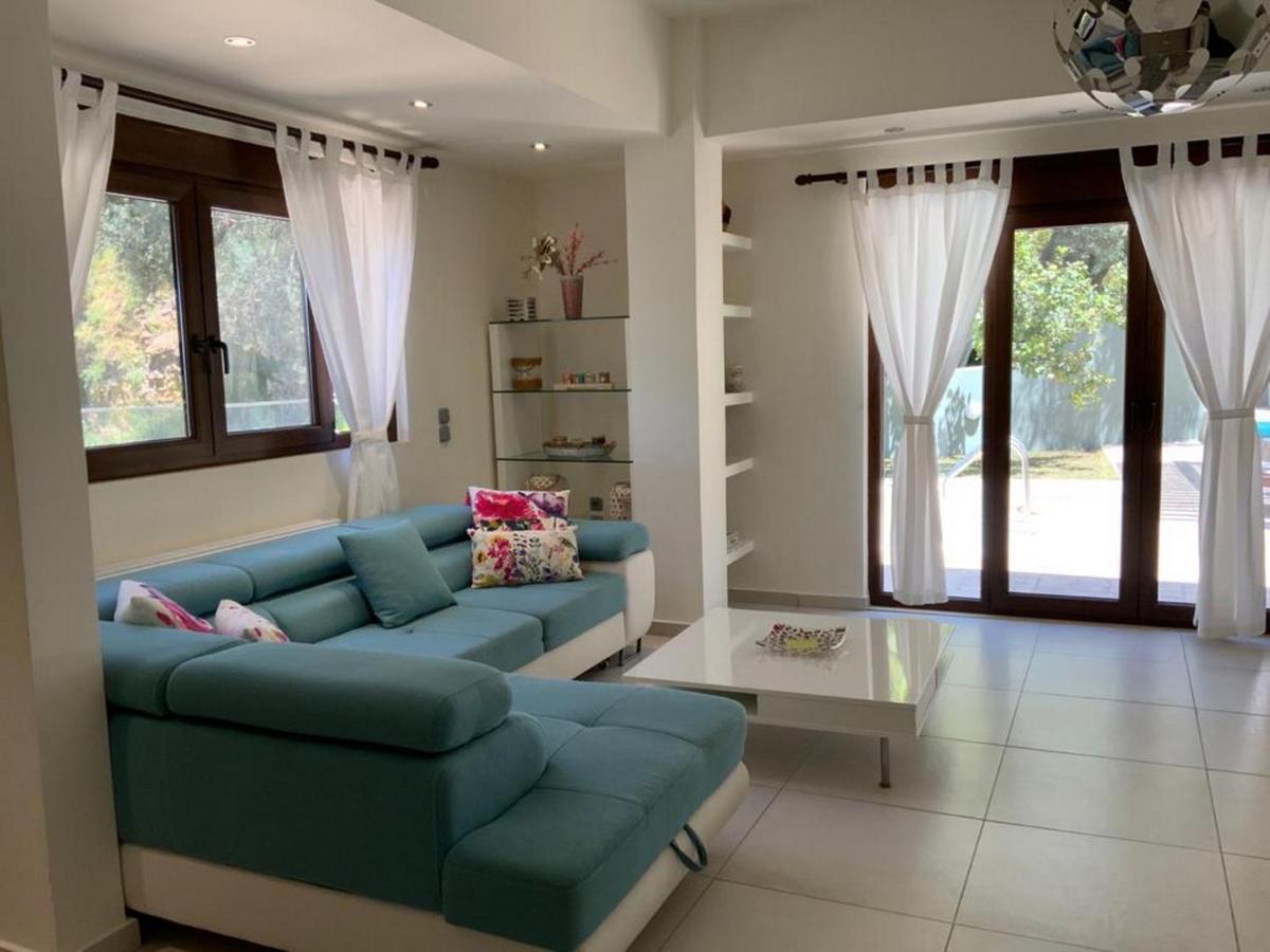 Pura Vida Vila Rodhákinon Exterior foto