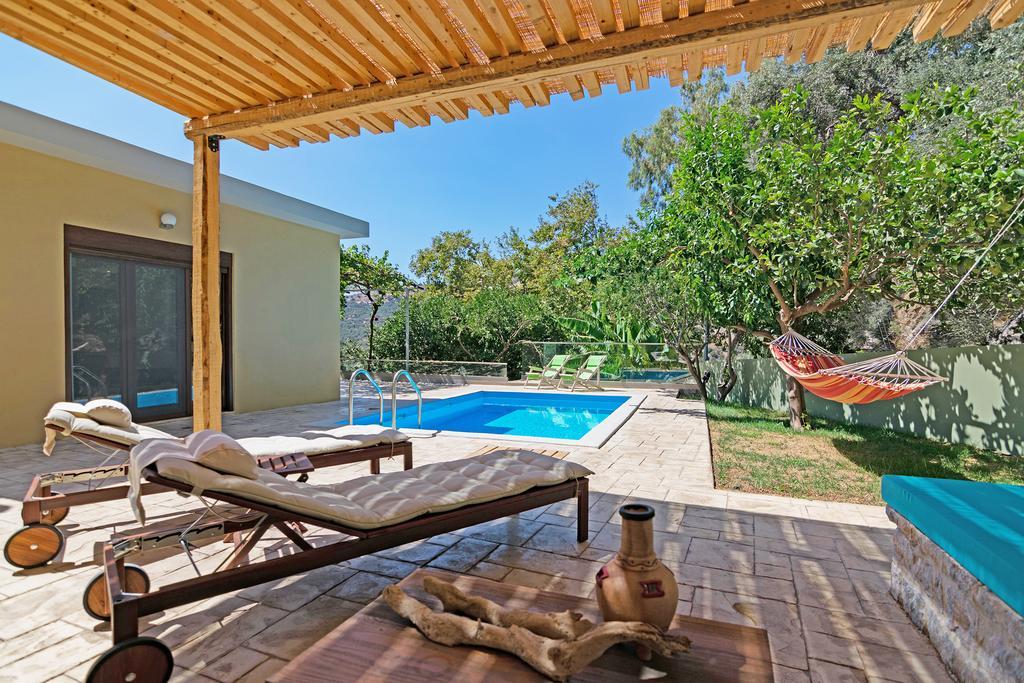 Pura Vida Vila Rodhákinon Exterior foto