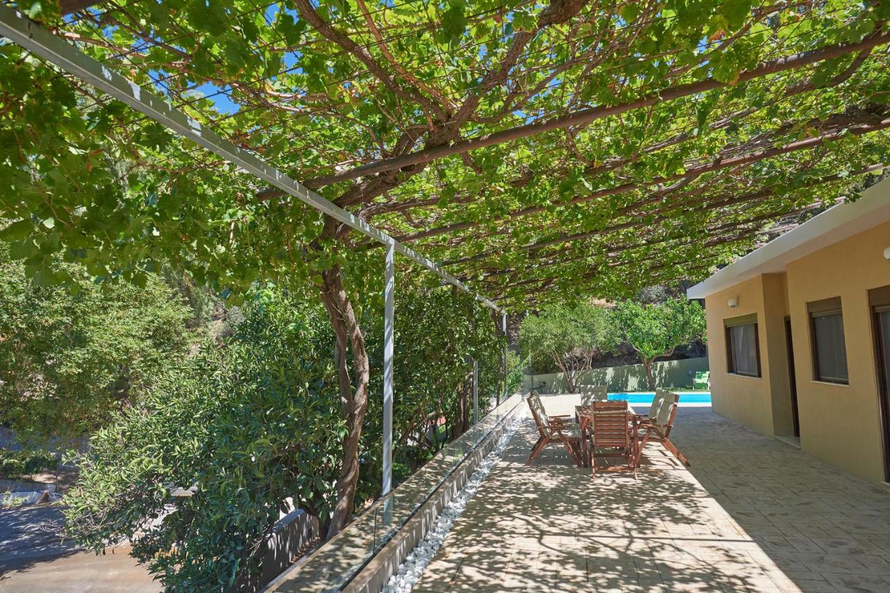 Pura Vida Vila Rodhákinon Exterior foto