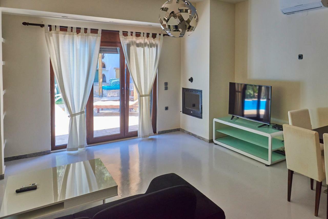 Pura Vida Vila Rodhákinon Exterior foto